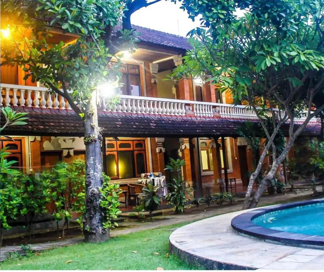 Budhi Beach Inn Kuta Lombok Exterior foto
